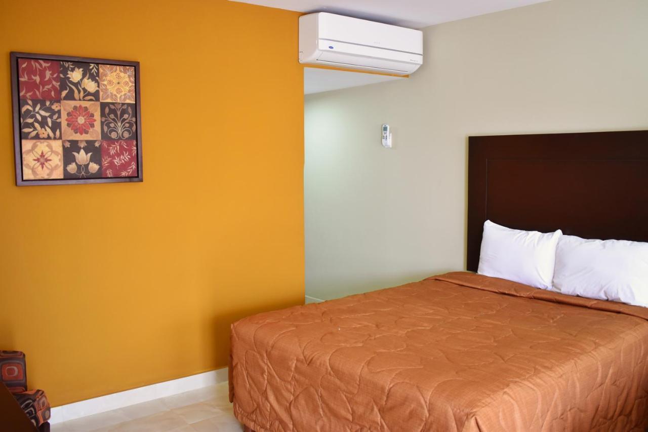 El Camino Hotel & Suites Heroica Caborca Exterior foto